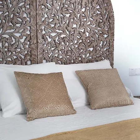 La De Lola - Adults Only Hostel *
